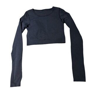 Lululemon Cropped Shirt Size 4